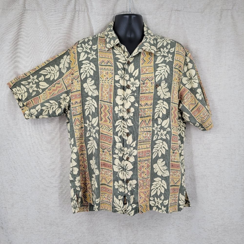 Woolrich Vintage Tropical Aloha Floral and Tribal Button Down Shirt Camp Collar
